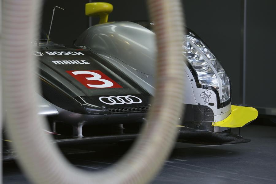  Audi R18 TDI Ultra Le Mans 24hr 2011 года  (фото 97 из 108)